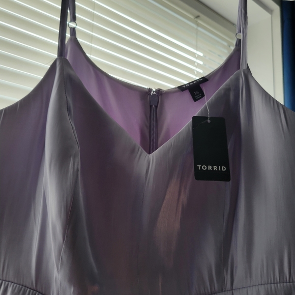 Torrid Special Occasion Dress, Size 14, Color: Iridescent Pastel Purple - Picture 3 of 6